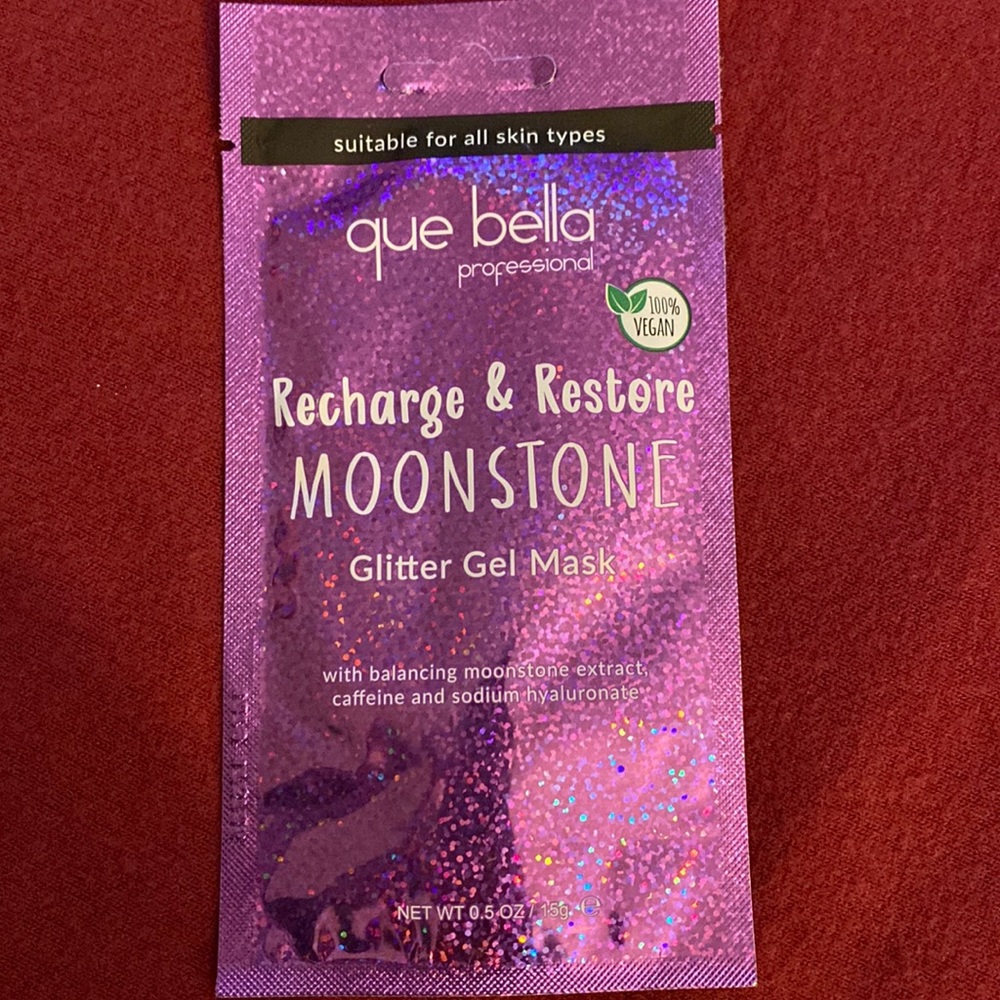 Brand New Que Bella Moonstone Face mask